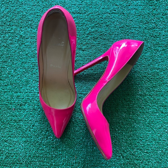 Christian Louboutin Shoes - 🌸🌸Host Pick🌸🌺💐Christian Louboutin Pigalle 120